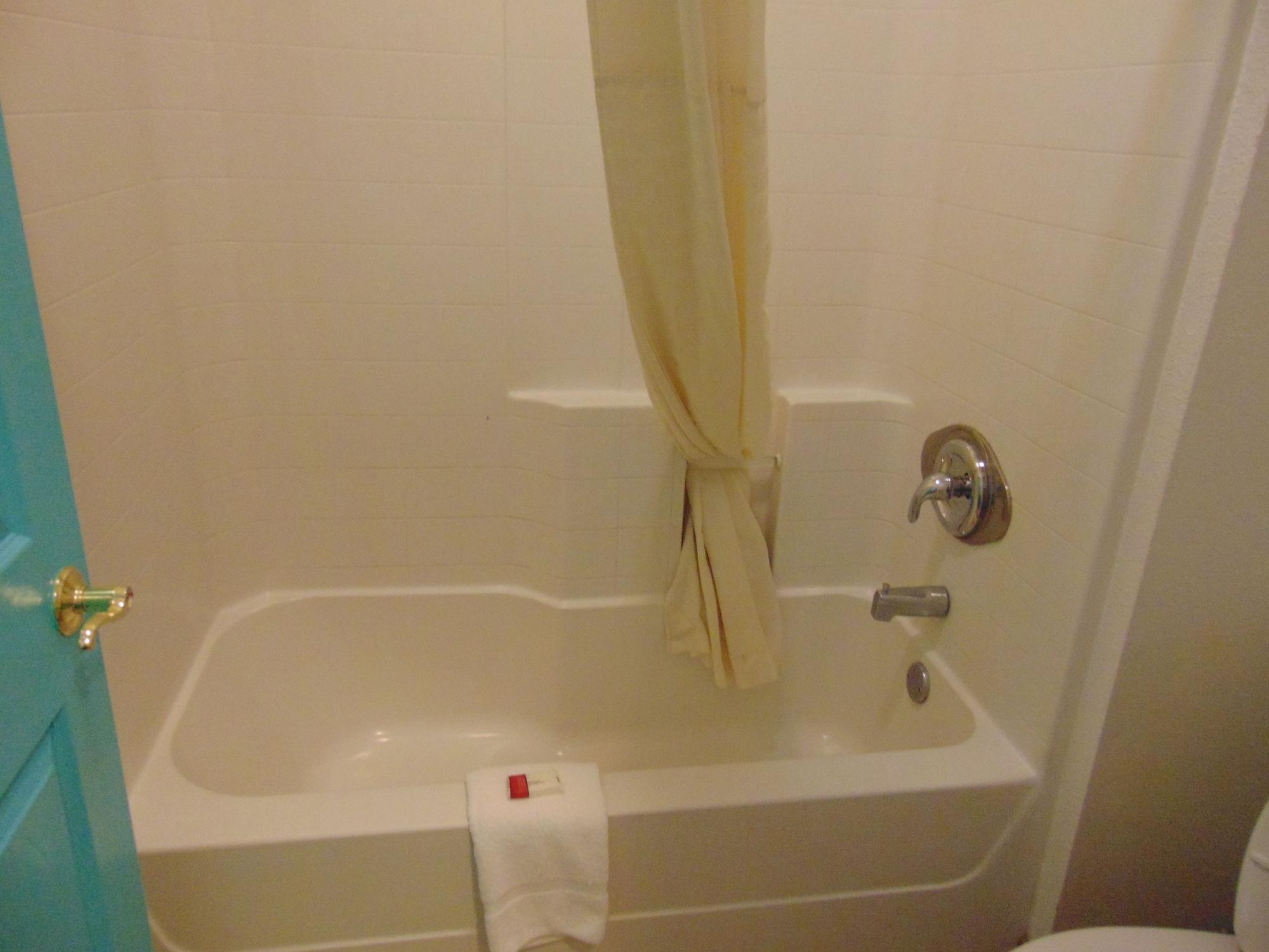 Howard Johnson By Wyndham Lubbock Tx Extérieur photo