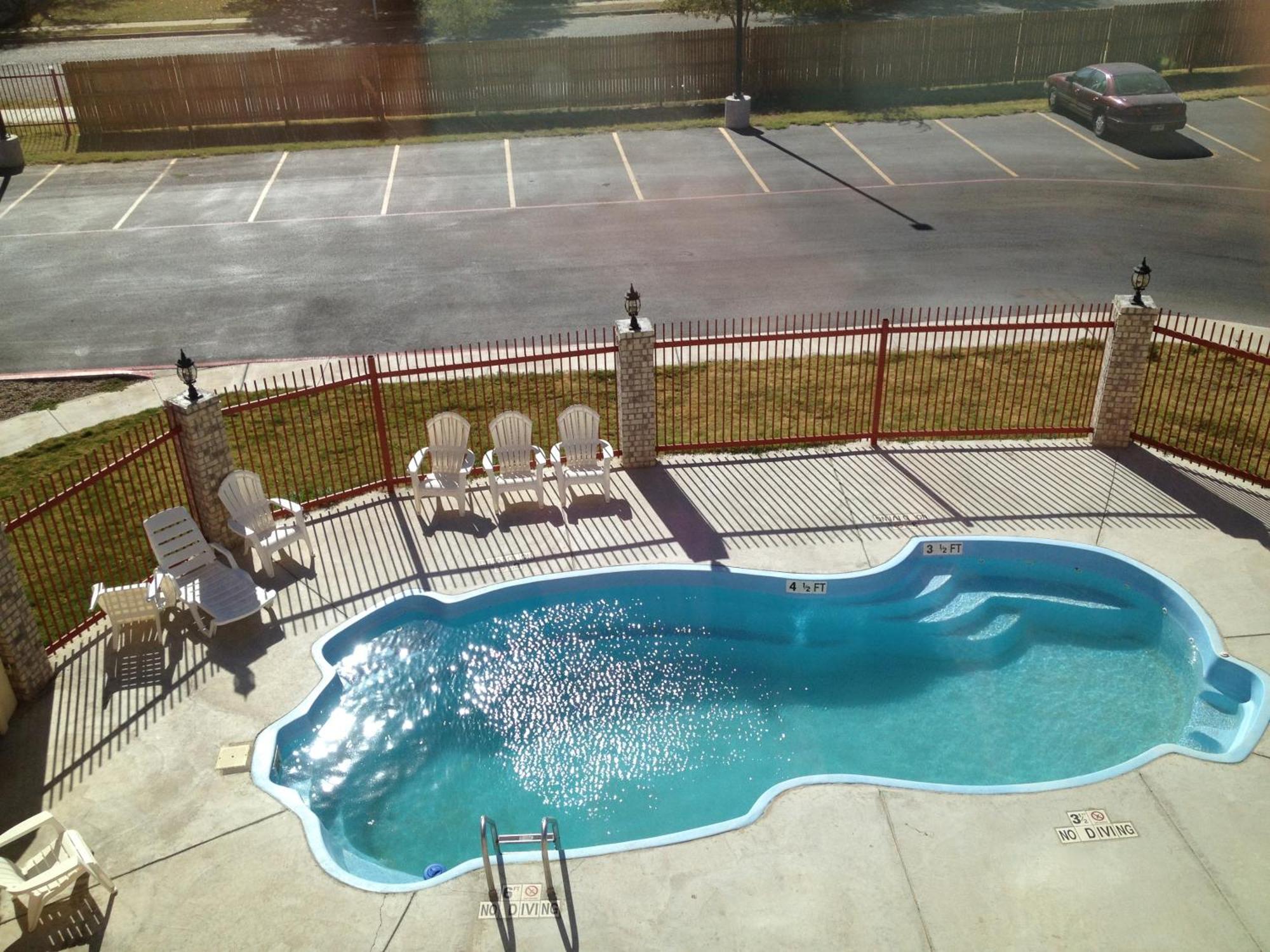 Howard Johnson By Wyndham Lubbock Tx Extérieur photo
